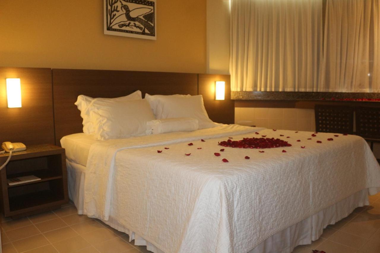 Suite,1212632395:JPEG